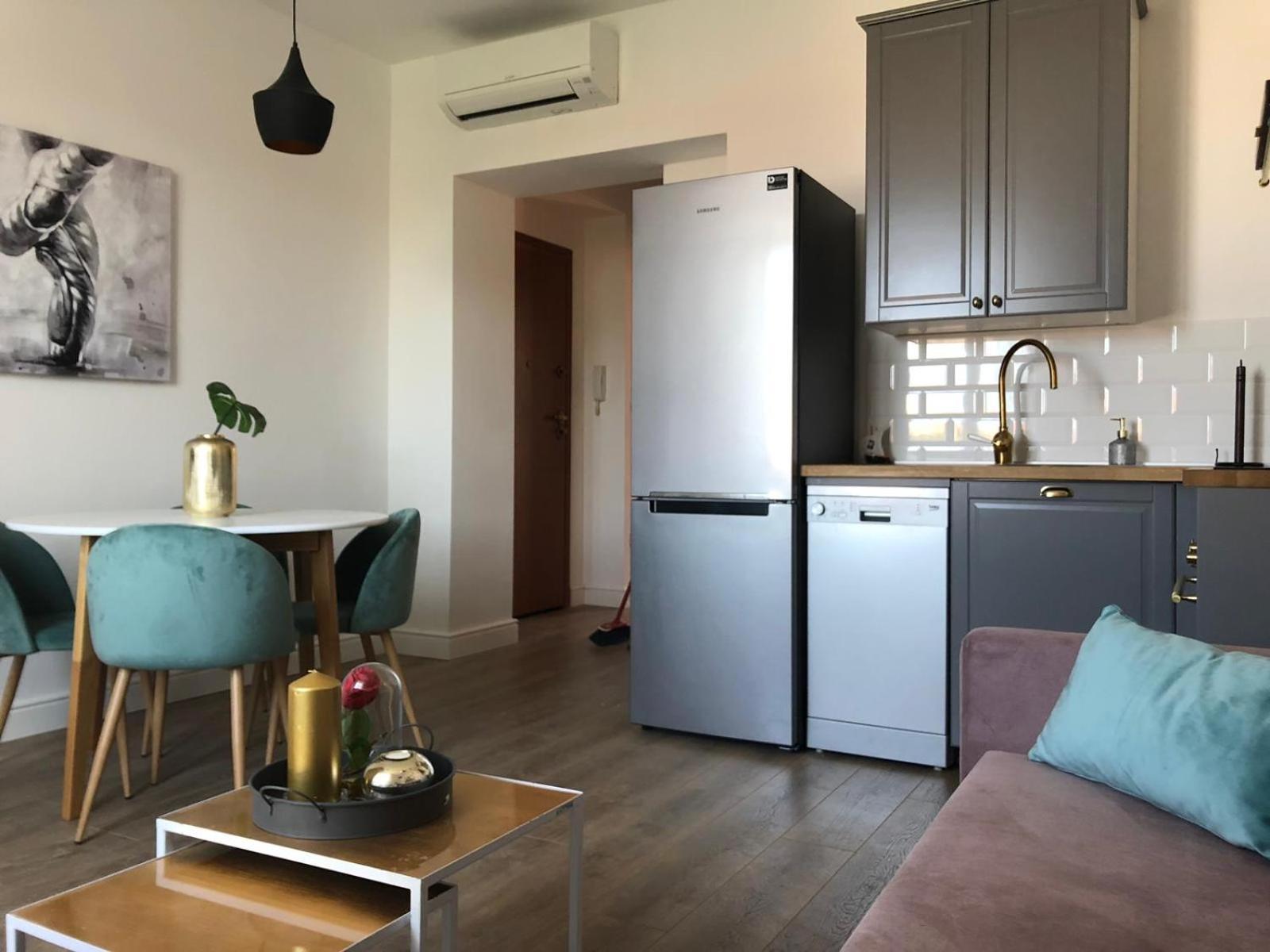 Romantic Apartment With Balcony Spalato Esterno foto